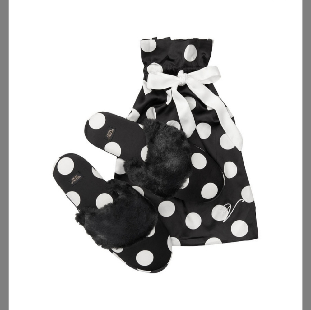 VICTORIA'S SECRETSignature Satin Slippers - Picture 2 of 2